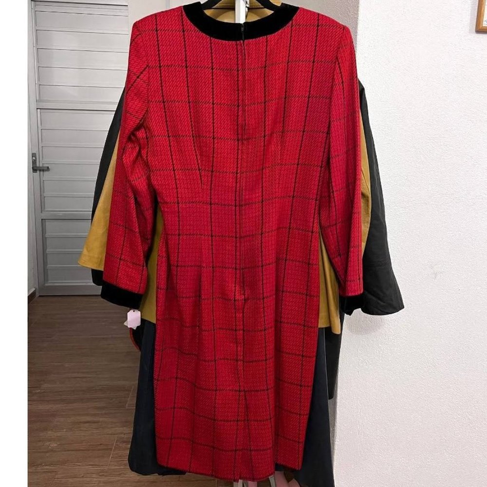 ★★Rare Gem★★ Women's Dress, Excellent Condition Red/Black Plaid, W-19" L-40 1/2" - Picture 10 of 10